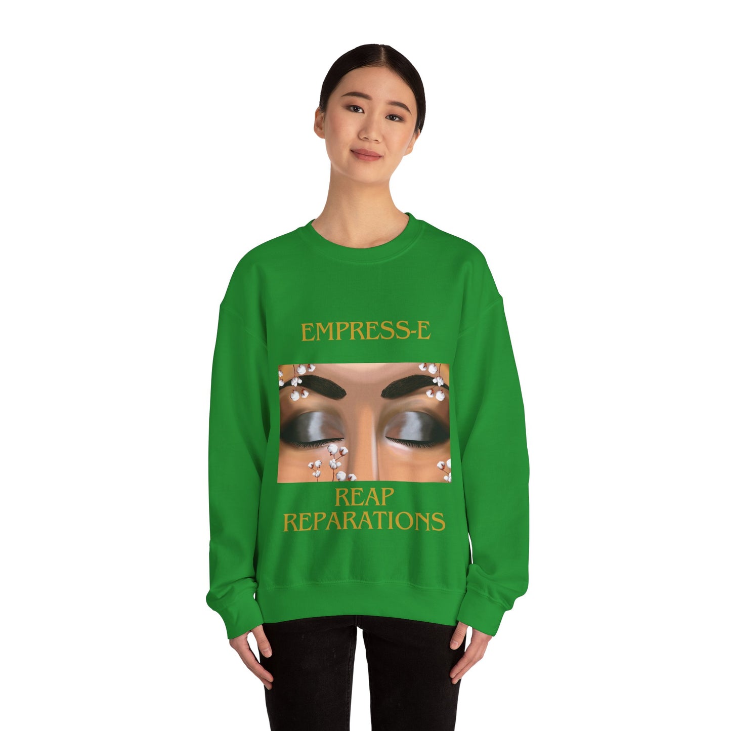 Unisex Heavy Blend™ Crewneck Sweatshirt. : EMPRESS-E. COTTON FIELD.