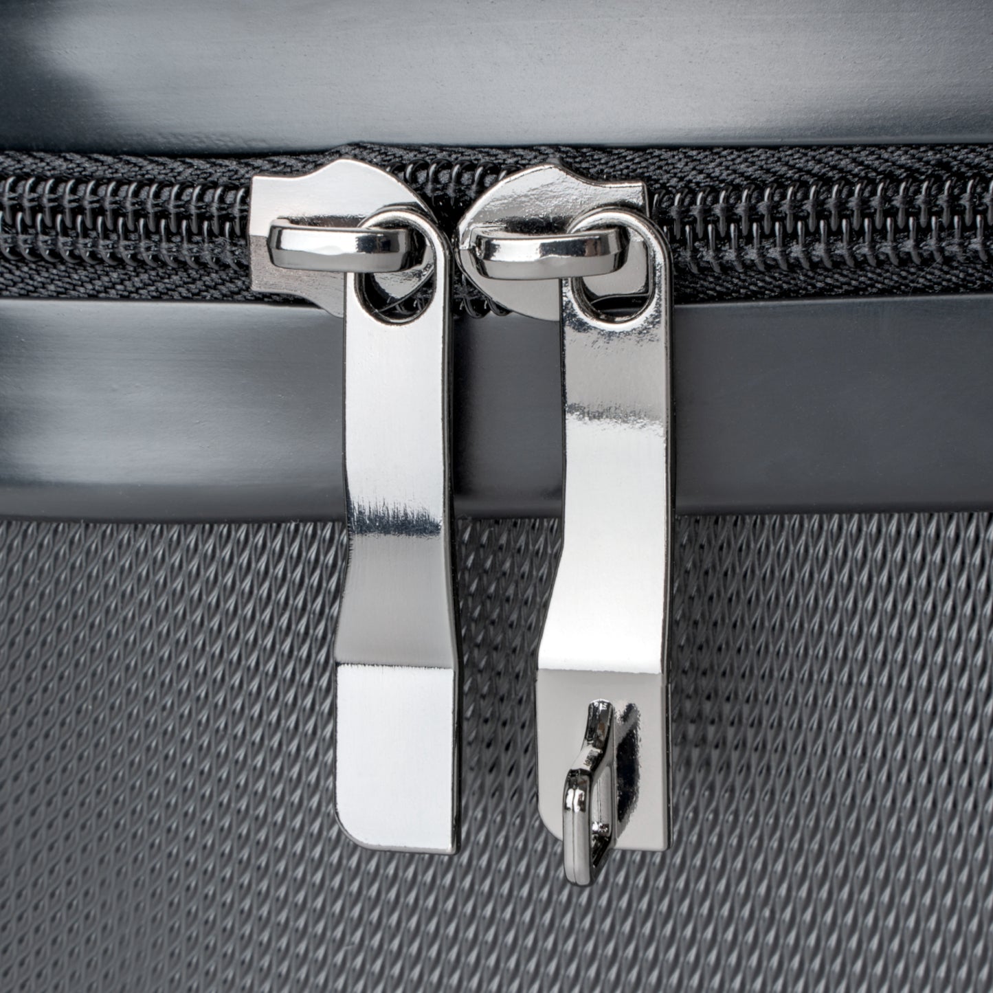 AFUA-RECORD LABEL Suitcase Design